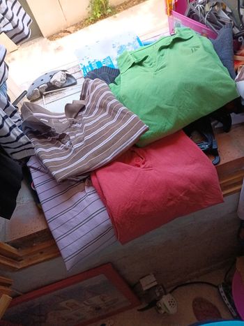 Lot polo 4xl pour traîner lire l'annonce  Pas vinted go