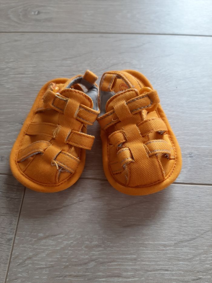 Divers chaussures bébé - photo numéro 7