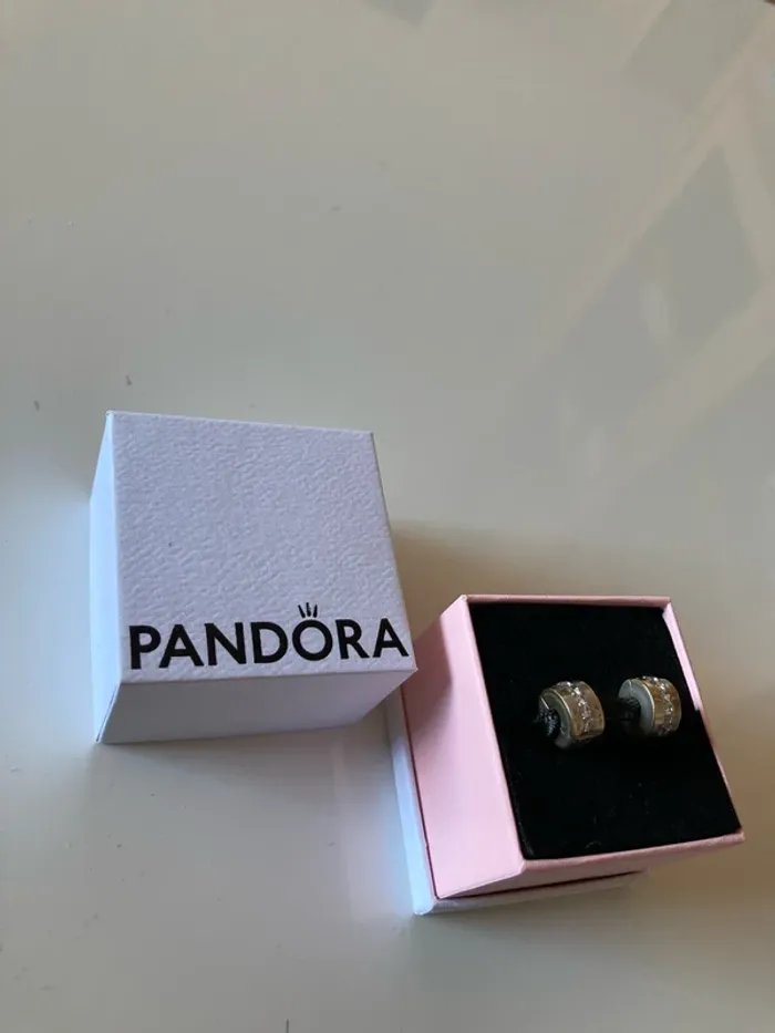 2 Charm clip, rangée scintillante Pandora - photo numéro 2