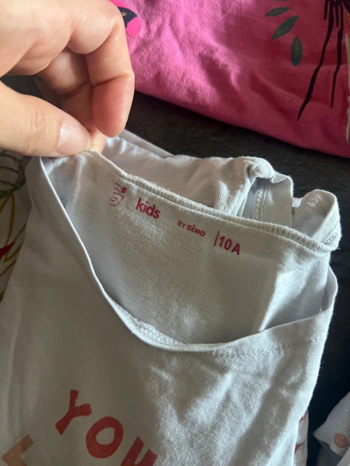 Lot de t-shirts - photo numéro 3