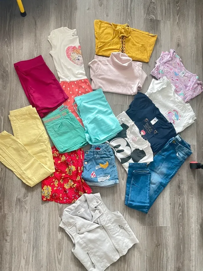 Lot de vêtements fille taille 10 ans