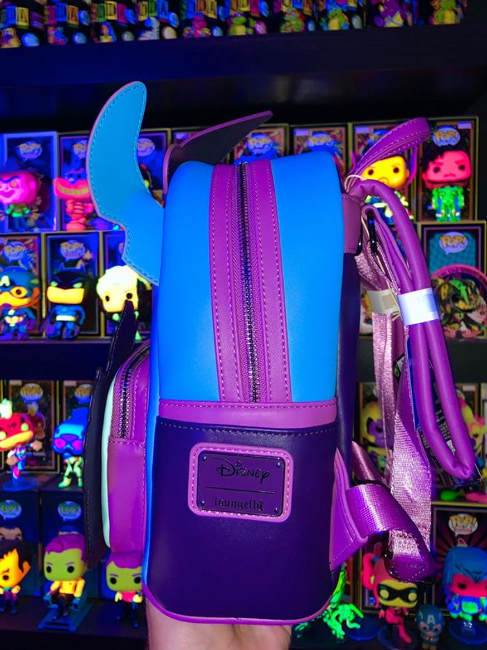 Loungefly Stitch Spooky Stories Glow In The Dark - photo numéro 2