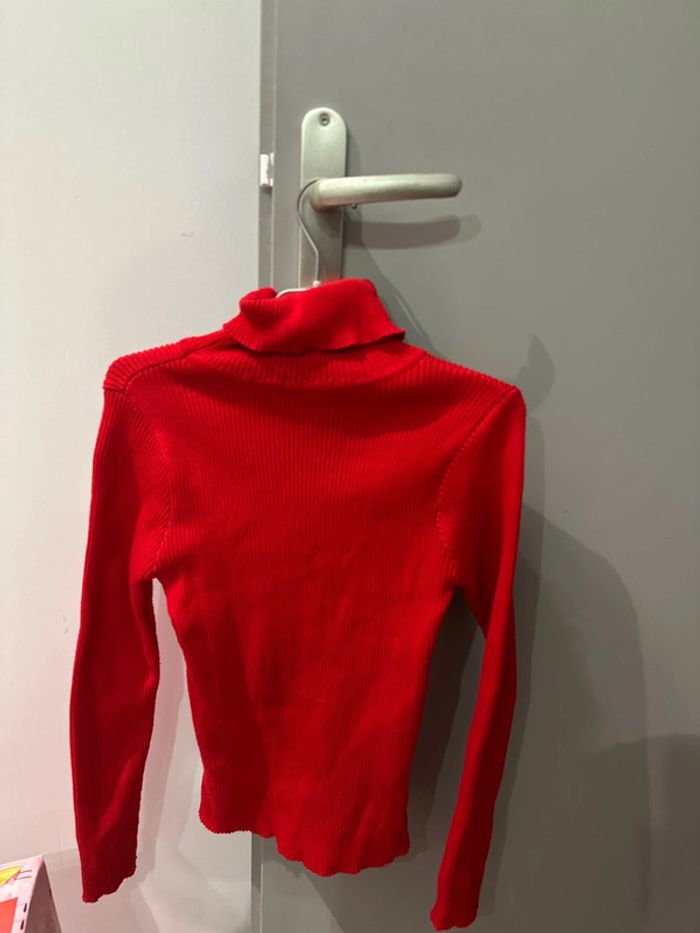 Petit pull rouge a col rouler shein taille S - photo numéro 2
