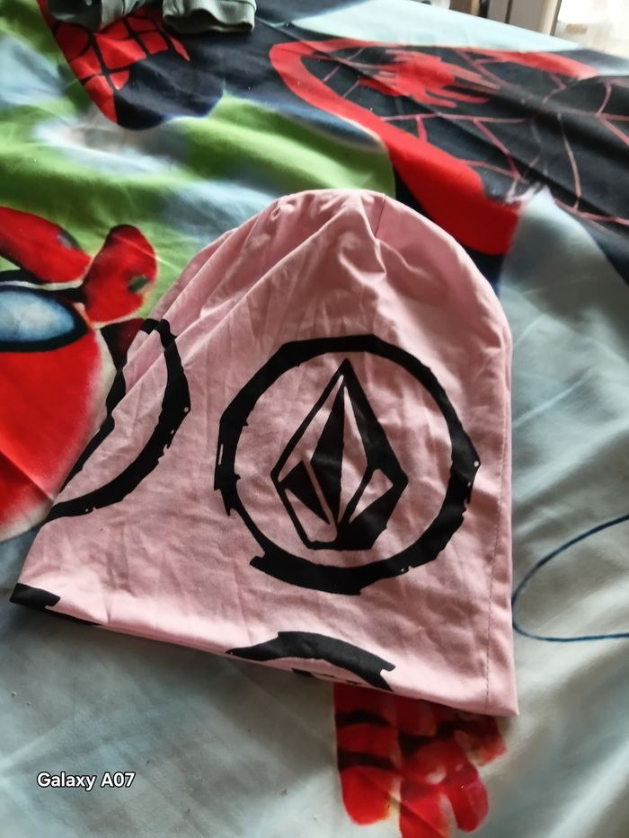 Bonnet volcom - photo numéro 2