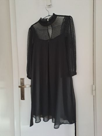 ROBE NOIRE