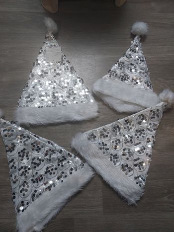 Lot bonnet de Noel
