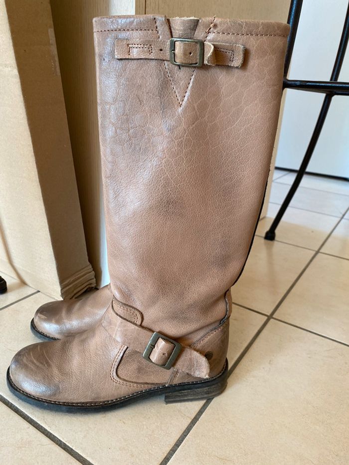 Bottes en cuir