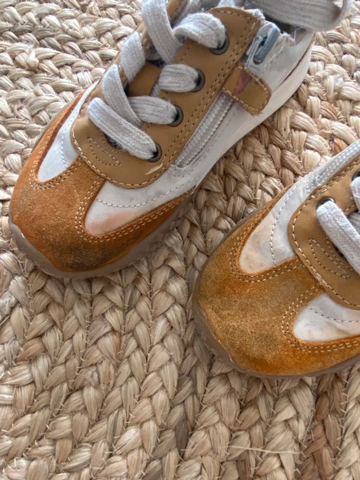 Chaussures pointure 28 - photo numéro 2