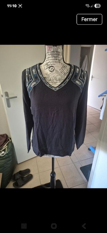 T-shirt manches longues marque Miss Captain taille 40