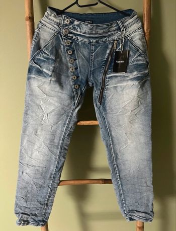 Jeans effet usé Flamingo taille S - Neuf avec étiquette