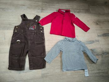 Ensemble salopette et 2 tee shirts 12 mois