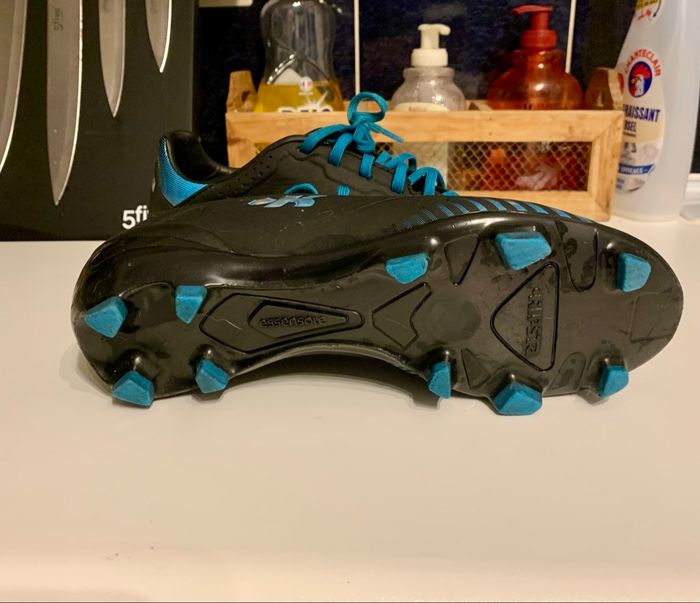 Chaussures de foot Kipsta T39 - photo numéro 3