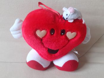 Coeur en peluche