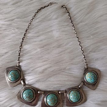 Collier vintage en métal argenté