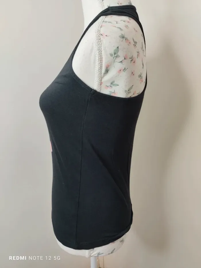 Jolie débardeur taille S - photo numéro 2