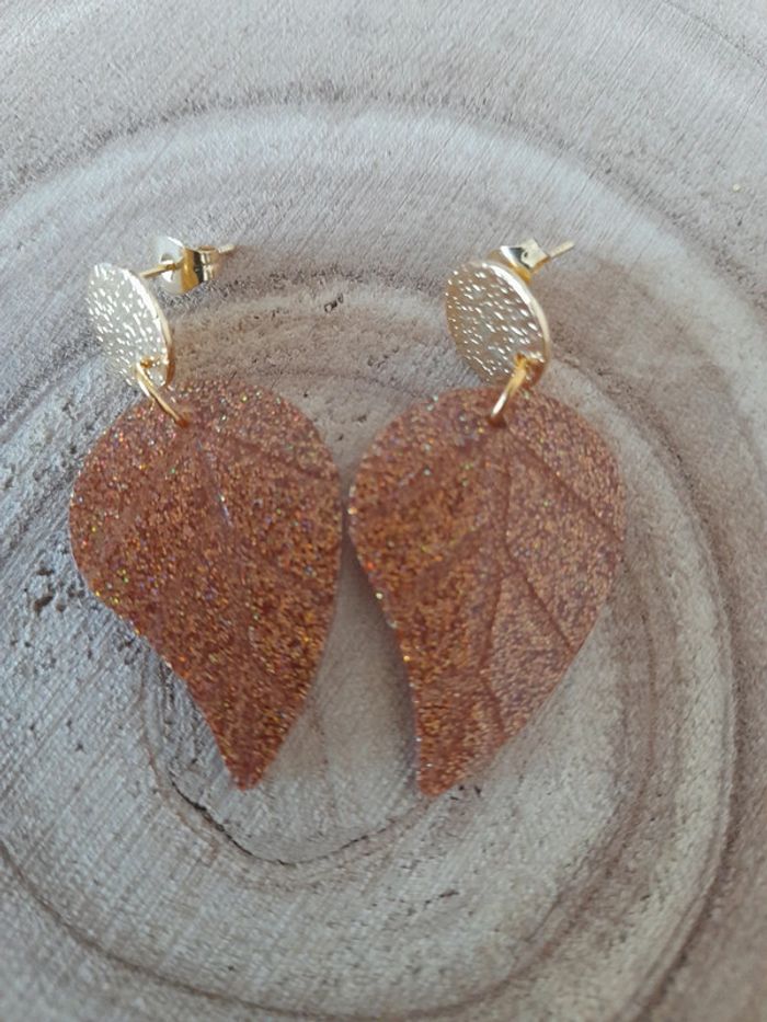 Boucle d'oreilles feuilles doré - photo numéro 2