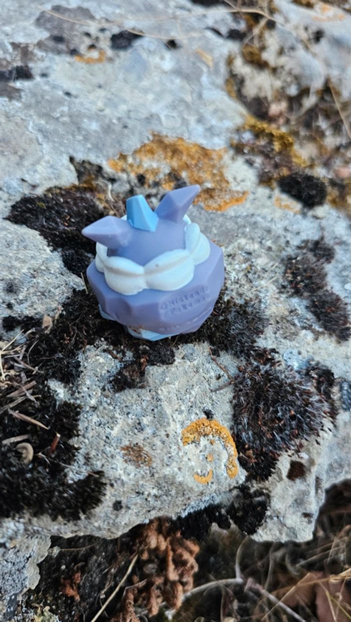 Super figurine Pokemon Nintendo finger puppet Strassie - photo numéro 4