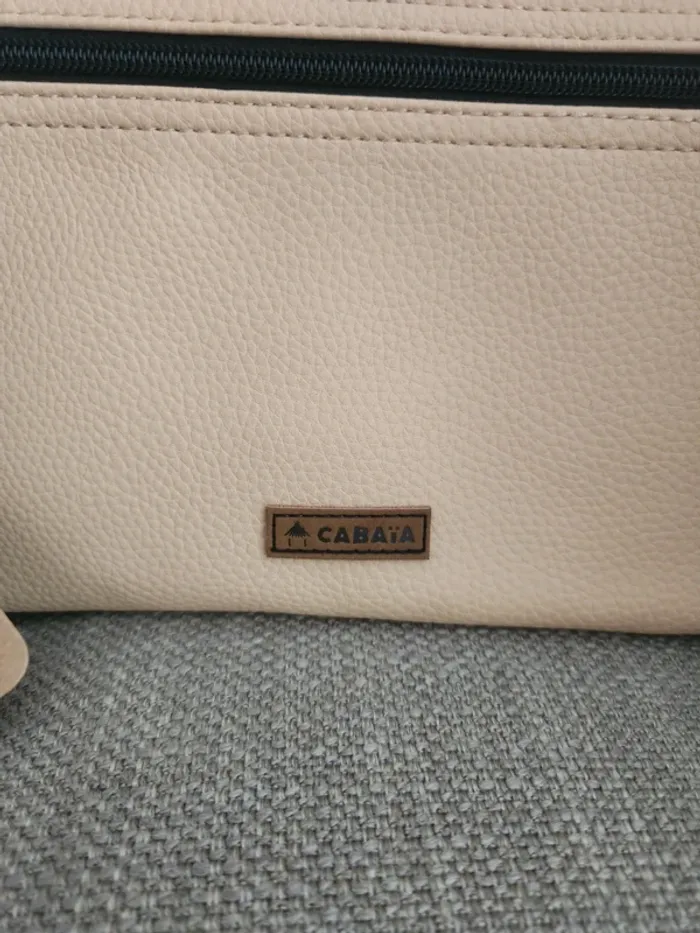 Pochette Cabaïa beige neuve avec étiquette - photo numéro 3