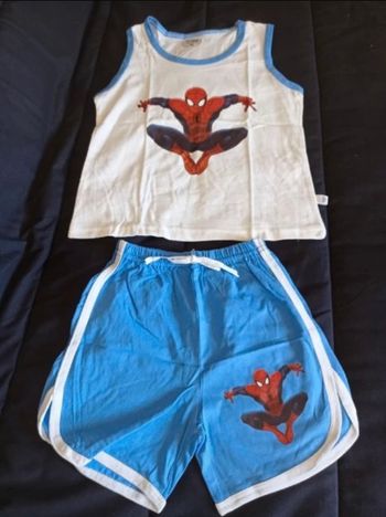 Tenue spiderman 5-6ans