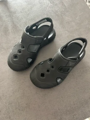 Chaussure Reebok taille 26.5