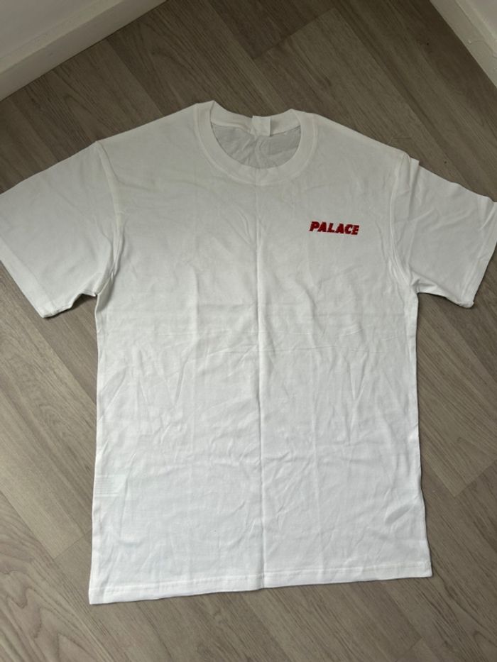 T-shirt tout neuf à vendre