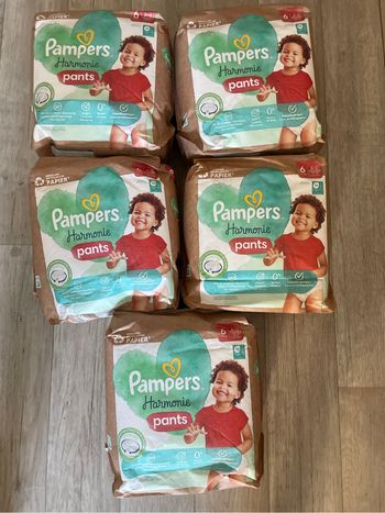 Mega pack de 120 couches pampers harmonie taille 6 neuf