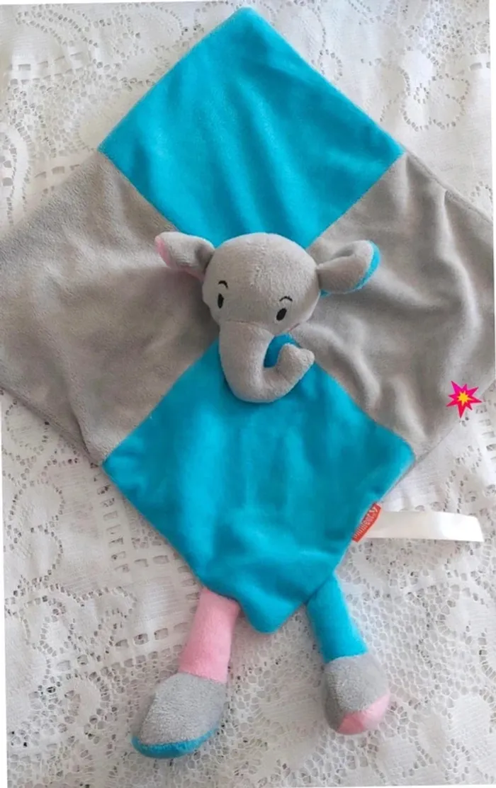 Doudou éléphant bleu et gris, neuf, tout doux, bébé mixte - photo numéro 2