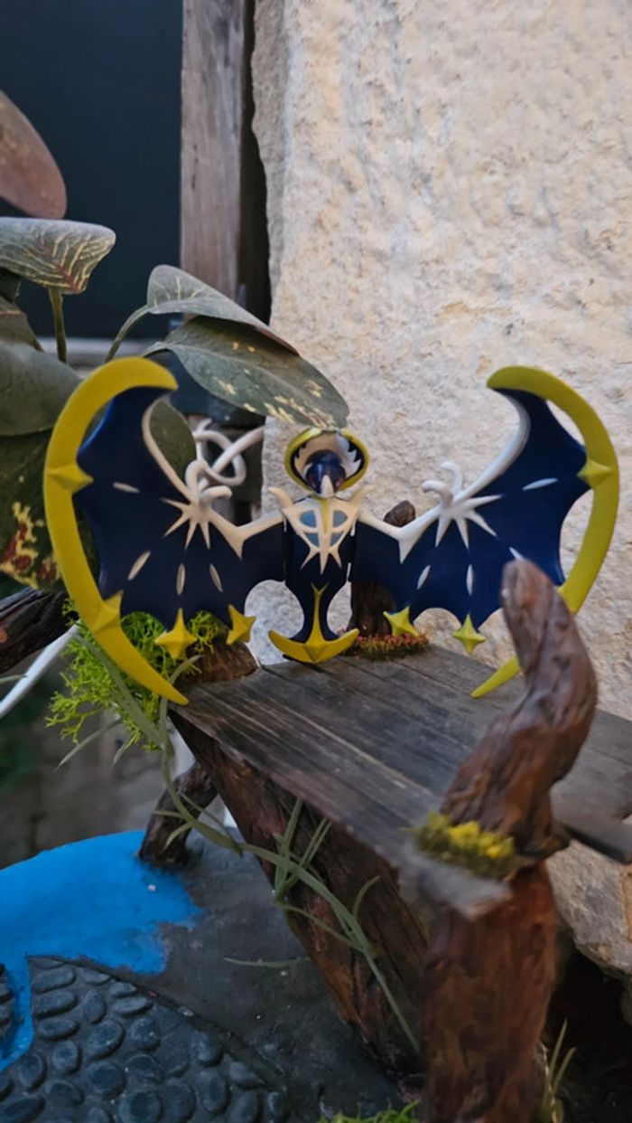 Super figurine Pokemon Nintendo lunala