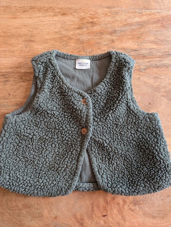 Gilet sans manche bouclette