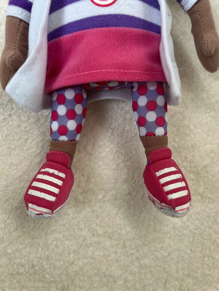 Peluche docteur la peluche Dottie - photo numéro 3