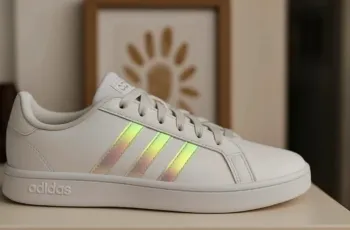 Baskets Adidas femme blanches détails rose n