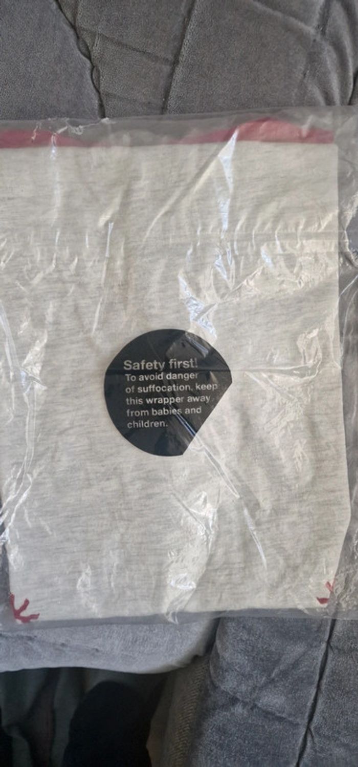 Tee Shirt neuf Destiny 2 (Rare) - photo numéro 10