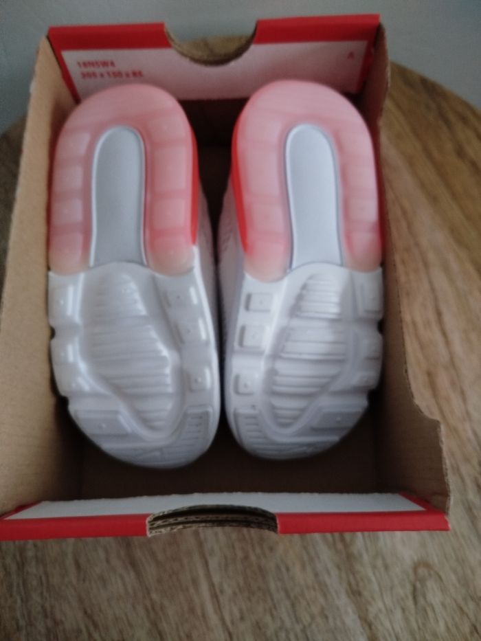 Baskets T 25 - photo numéro 7