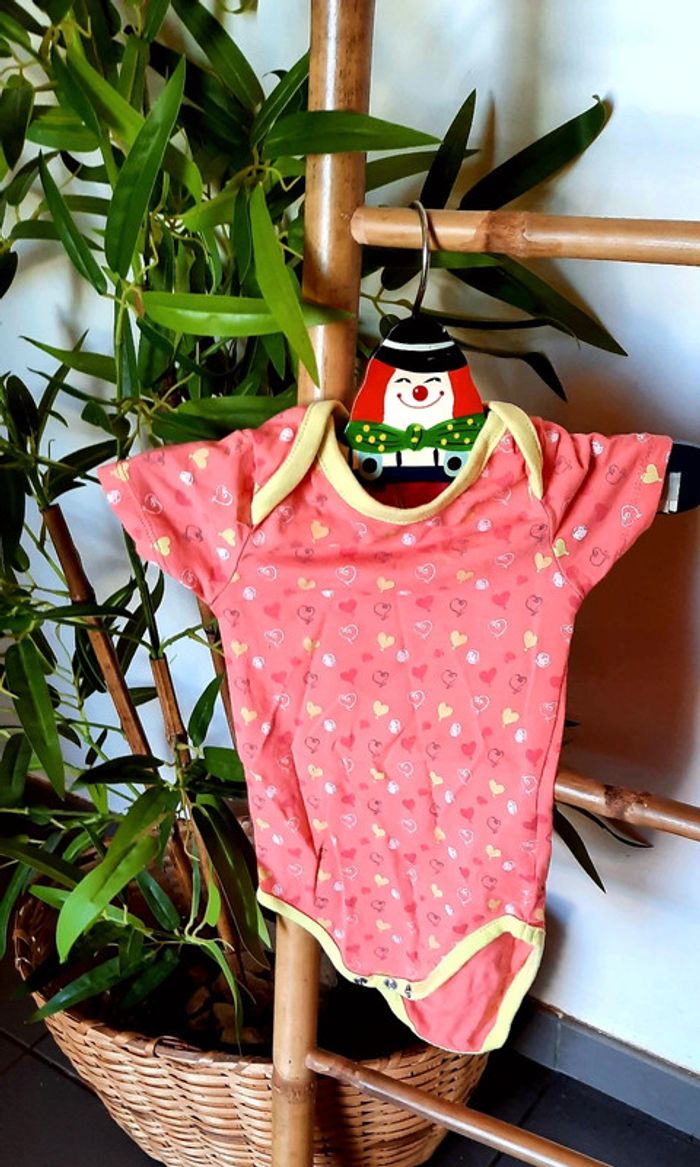 Body manche courte 9 mois fille