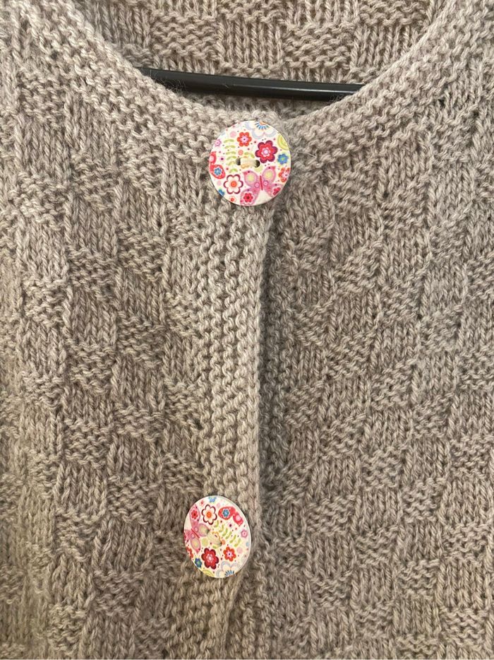 Gilet long tricoté main Taille S - photo numéro 10