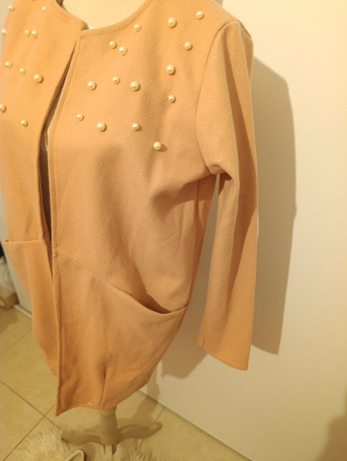 Manteau léger rose poudré décoré de perles – Taille M - photo numéro 2