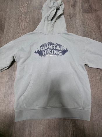 Sweat a capuche Mango vert 164 cm " Mountain hiking" TB état