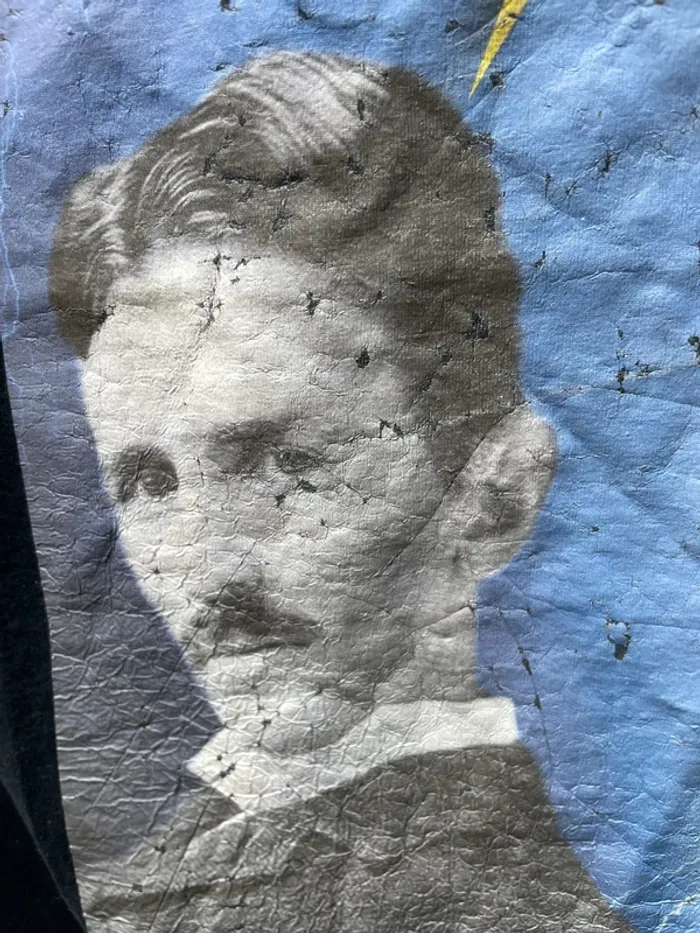 T-Shirt Nikola Tesla – Size Mens Large - photo numéro 3
