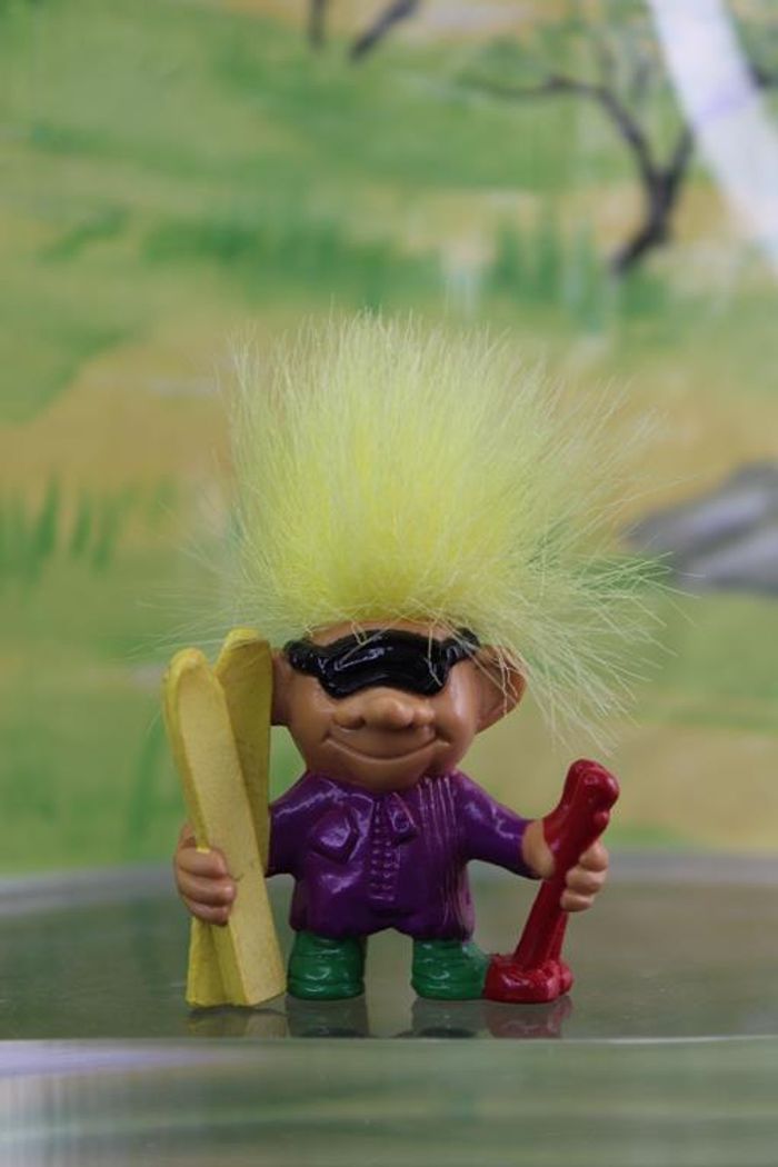 Lot figurines trolls en vacances - photo numéro 2