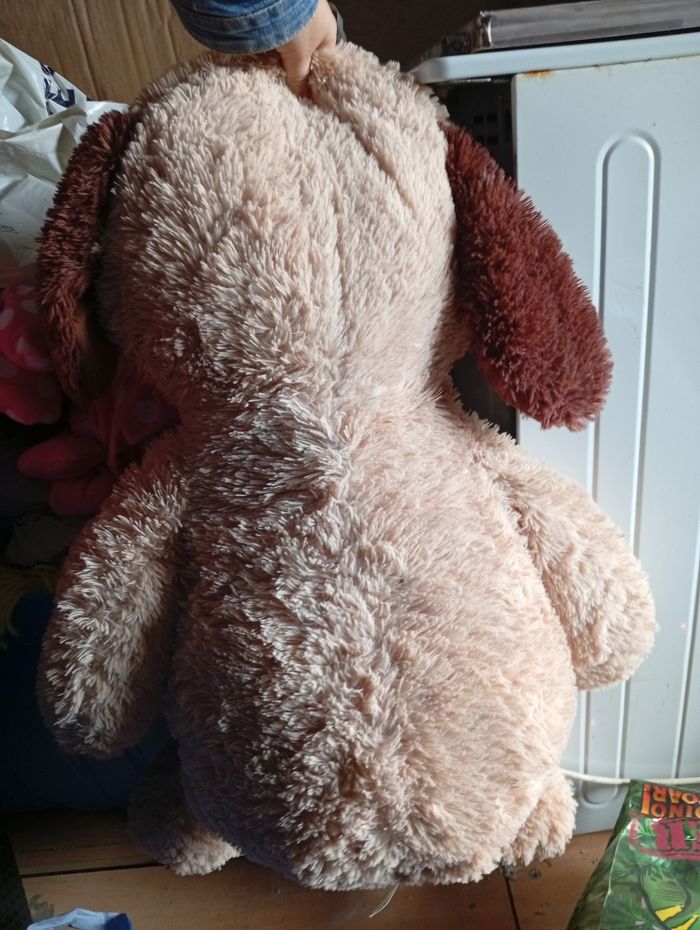 Grosse peluche chien marron - photo numéro 4