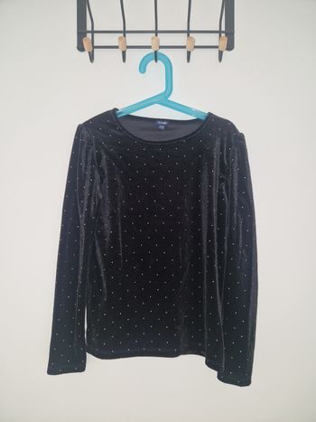 Pull velours et cloutés