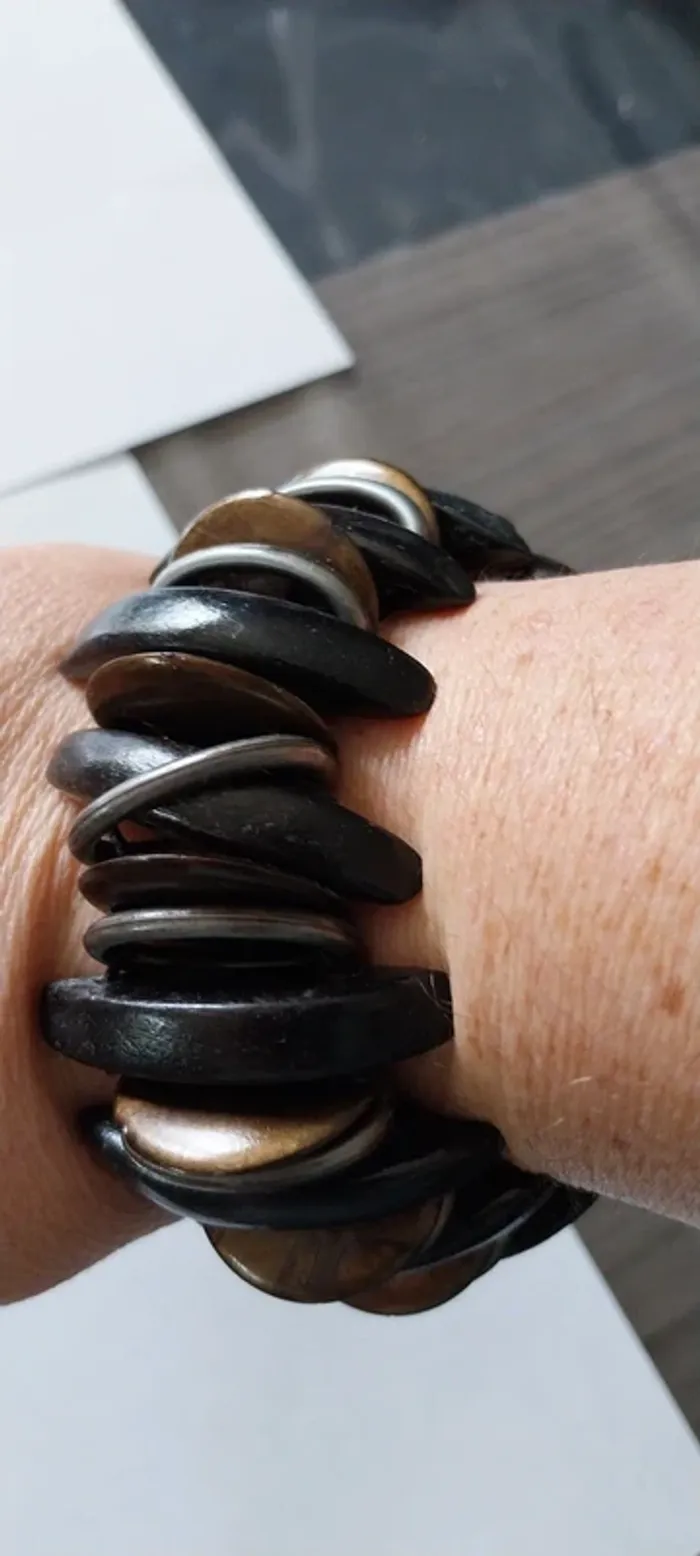 Bracelet fantaisie , bois. Neuf - photo numéro 3
