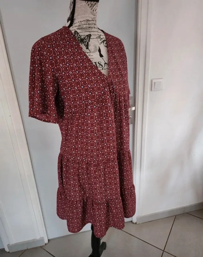 Robe Cache Cache fluide rouge à motifs géométriques de taille 36 - photo numéro 2