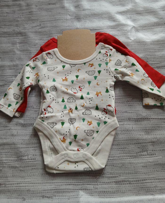 lot de trois bodies manches longues fille 1 mois 56 cm - photo numéro 2
