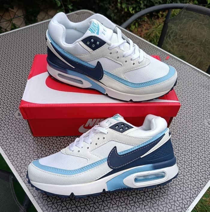 Baskets Nike airmax taille 40