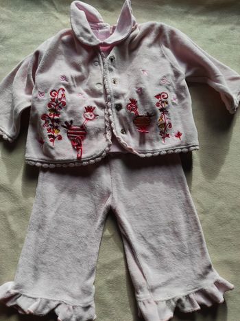 Ensemble pantalon gilet chemisier rose