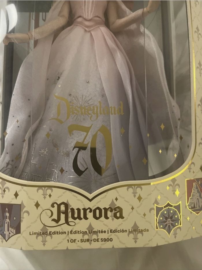 Poupée disney edition limité - photo numéro 3