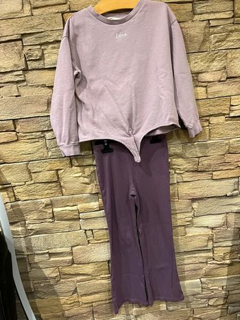 Pyjama ou tenue pour la maison 7-8 ans