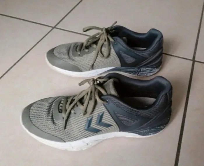 Baskets Hummel T39