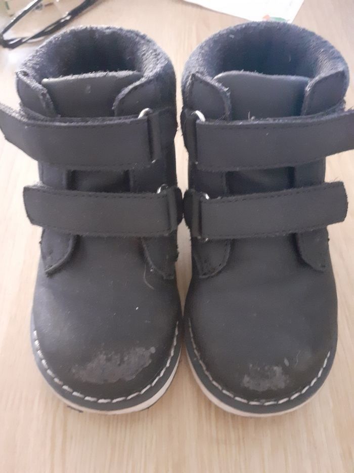 Chaussures montante pointure 22